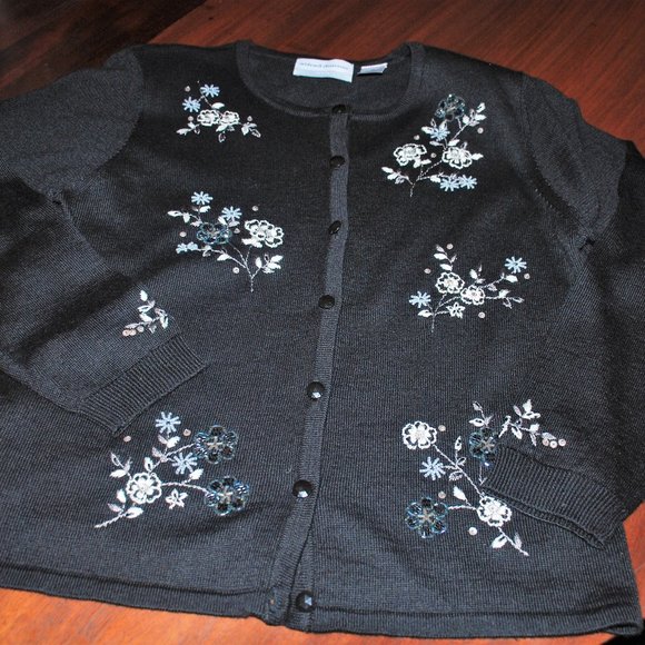 NWOT Alfred Dunner Fabulous Black Embellished Cardigan - Picture 2 of 10